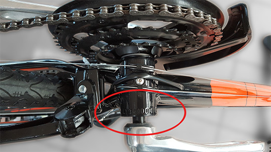 U kunt het framenummer op de fiets vinden. Het staat op de onderkant van de trapas. Als uw Staiger vélo niet met AV1340 begint, betreft het niet uw fiets.